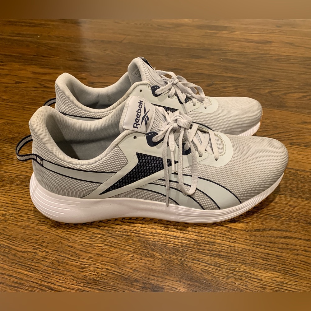 Reebok men’s size 13 shoes